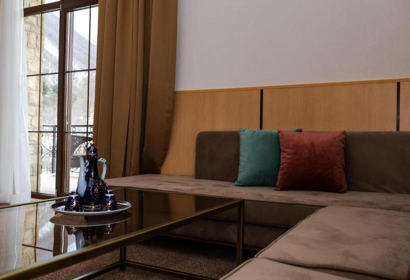 سوئیت با بالکن, Marxal Resort & Spa