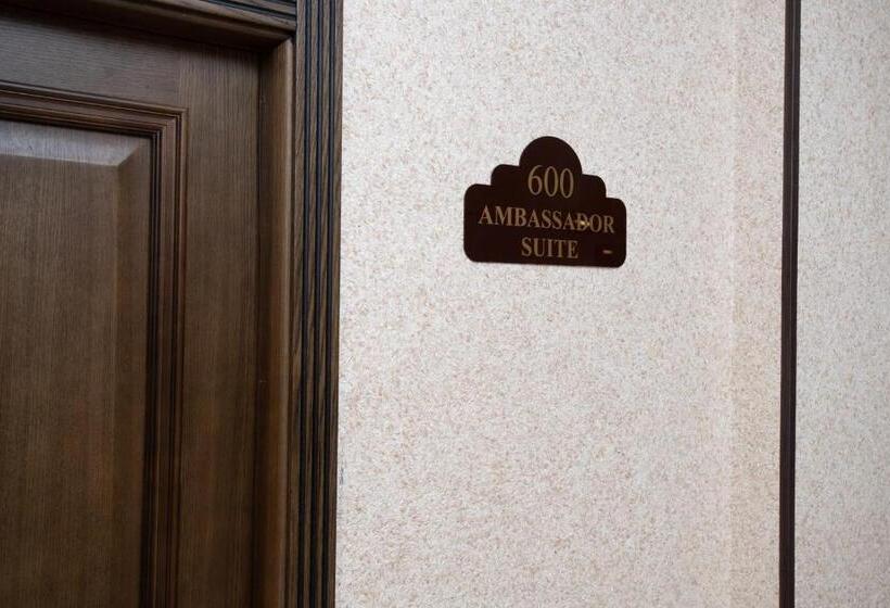 سوییت اجرایی, Marxal Resort & Spa