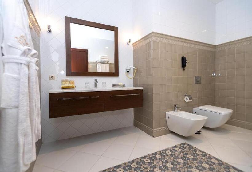 اتاق استاندارد سه نفره, Marxal Resort & Spa