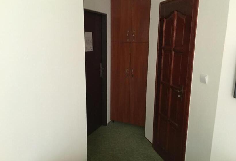 חדר סטנדרט, Partium Hotel Szeged