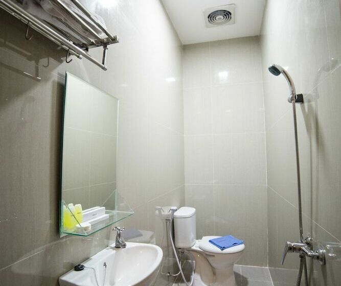 Deluxe Rum, Sunrise Hotel Semarang