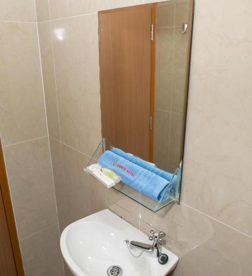 Superior Rum, Sunrise Hotel Semarang