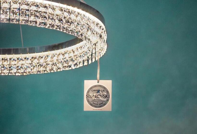 景色の見える一ベッドルームアパートメント, Starry