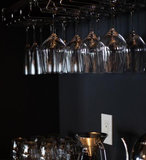 景色の見える一ベッドルームアパートメント, Starry