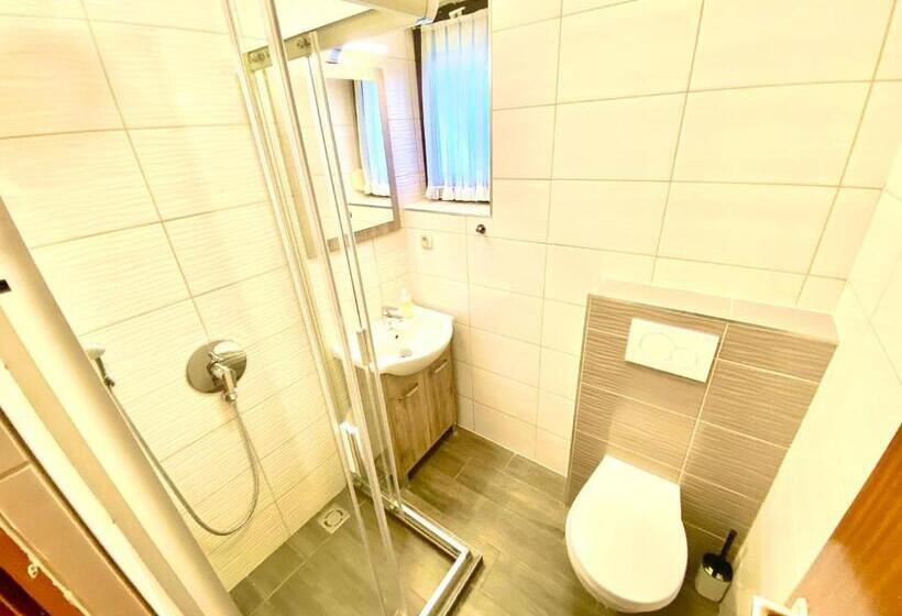 Номер Стандарт Трехместный, See Vendégház Siófok