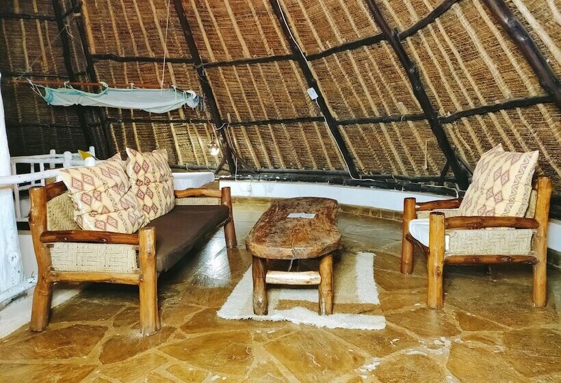 خانه 1 خوابه, Upani In Diani