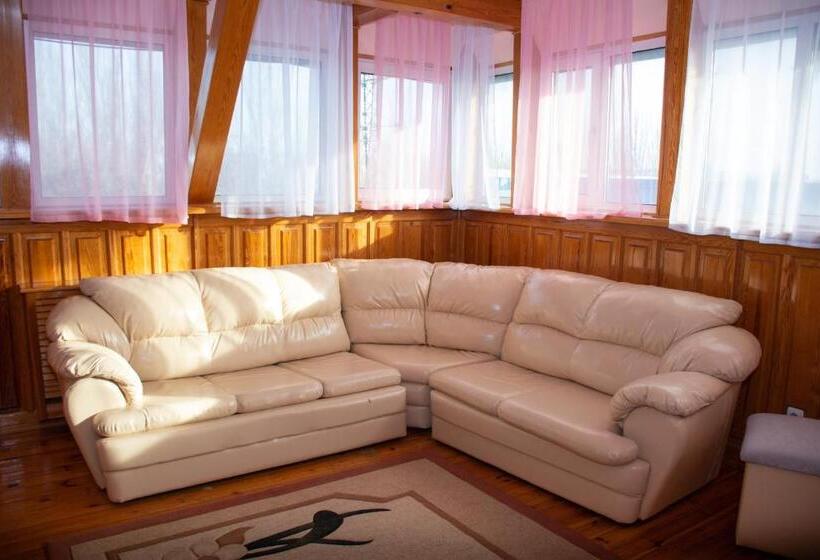 آپارتمان 1 خوابه, Gostiniy Dvor Non Stop