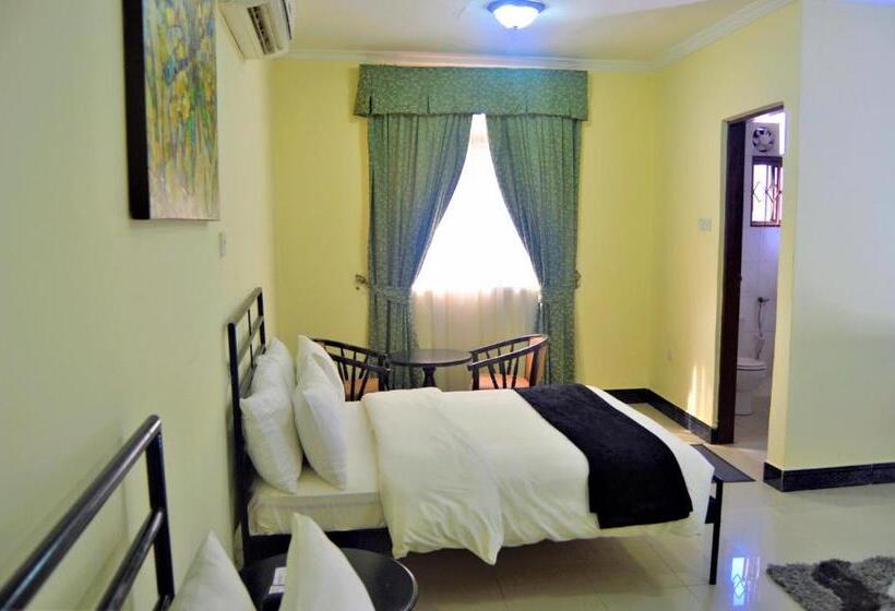 اتاق استاندارد سه نفره, M