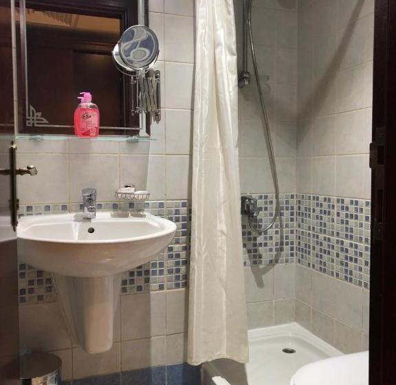 标准间, Manazel Alaswaf