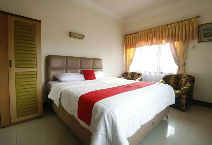 デラックスルーム, Capital O Hotel Andalus Cibogo Puncak