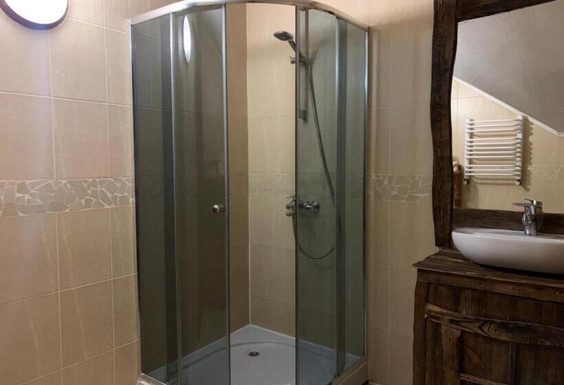 Casa 2 Dormitórios, Shulc