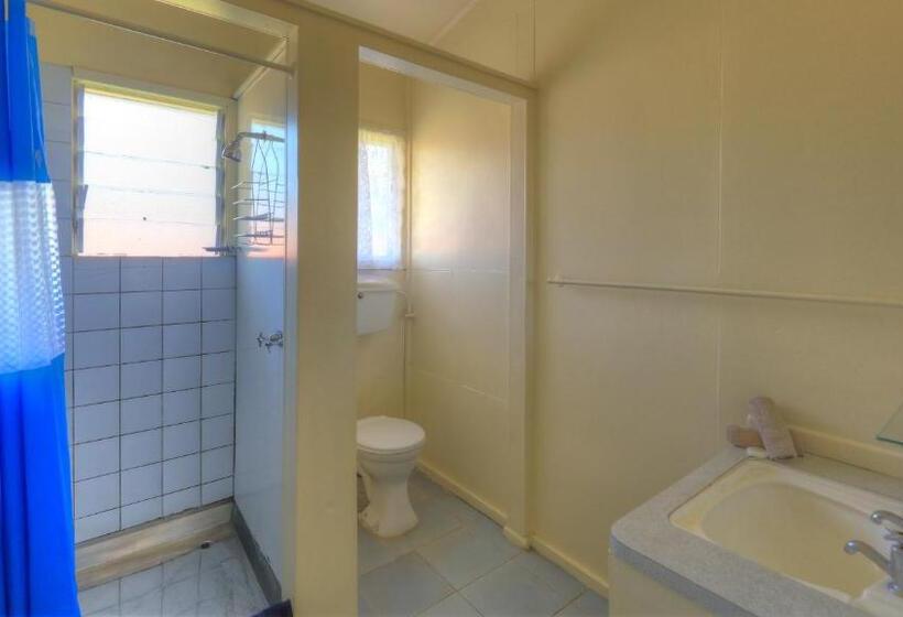 اتاق خانوادگی با چشمانداز باغ, Kiikii Inn & Suites