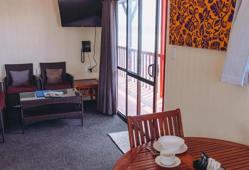 اتاق استاندارد با چشم‌انداز دریا, Kiikii Inn & Suites