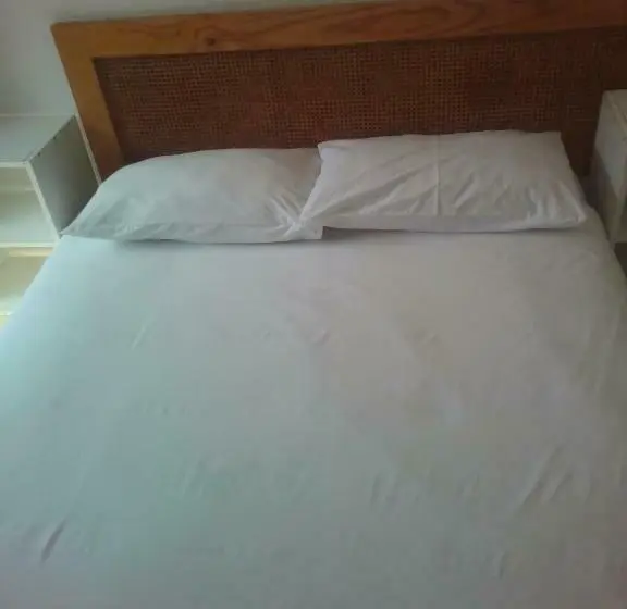 Standard-huone Jaettu Kylpyhuone, Accoustix Backpackers Hostel