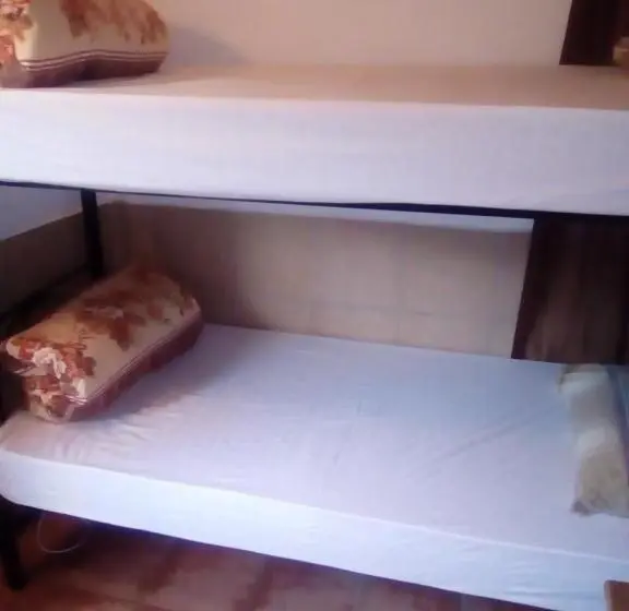 Vuode Makuusalissa, Accoustix Backpackers Hostel