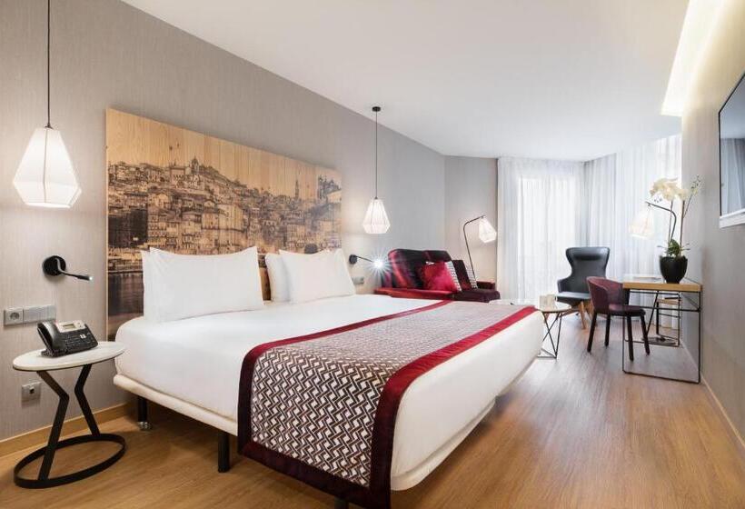 سوییت جونیور, Eurostars Porto Centro