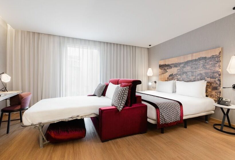 سوییت جونیور, Eurostars Porto Centro