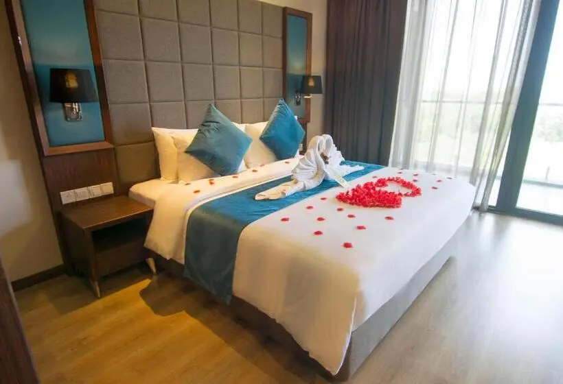 Executive-sviitti, Goldenbay