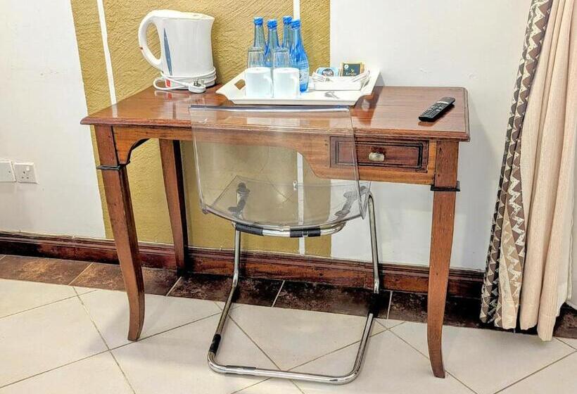 اتاق سوپریور, Melili