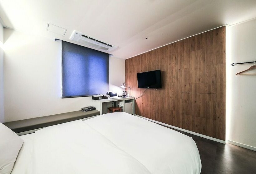 Quarto Deluxe, Yeongdeungpo Blvd  Ora