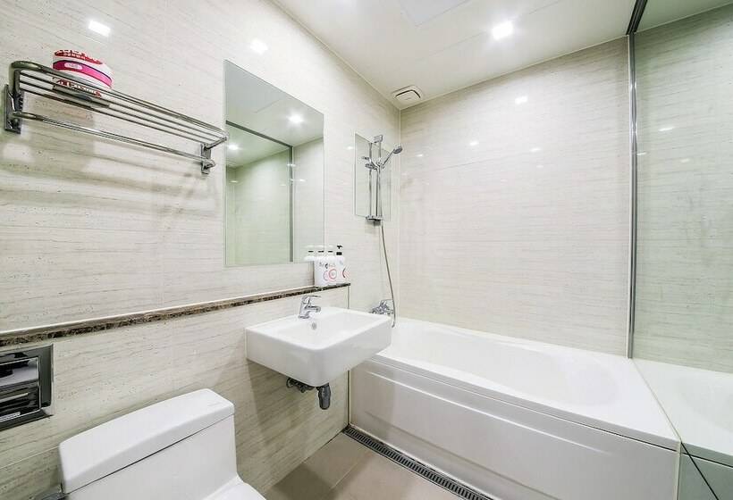 Quarto Deluxe, Yeongdeungpo Blvd  Ora