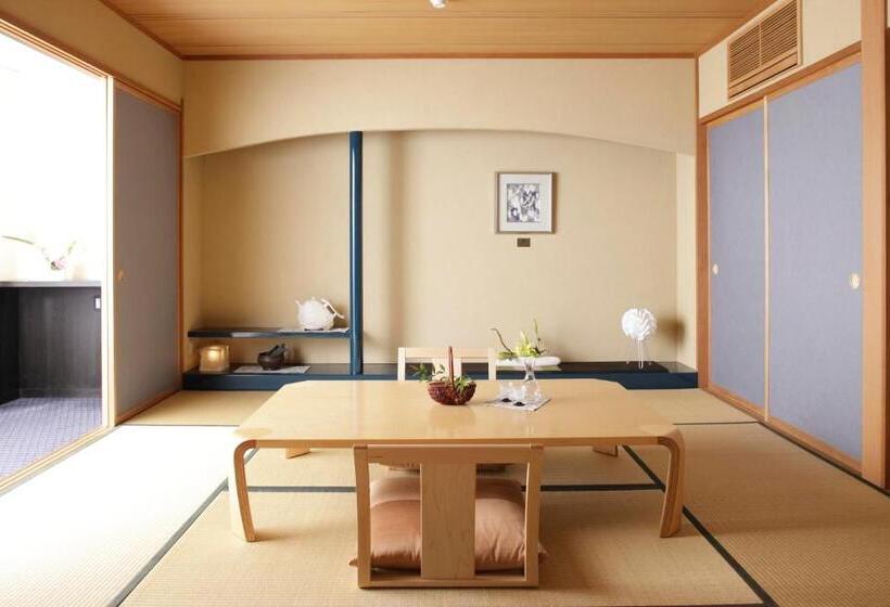 סוויטת סופריור, Auberge Suzukane