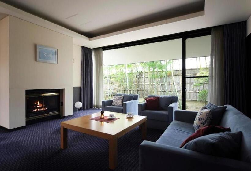 高级套房, Auberge Suzukane