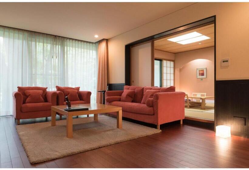 Люкс Повышенной Комфортности, Auberge Suzukane