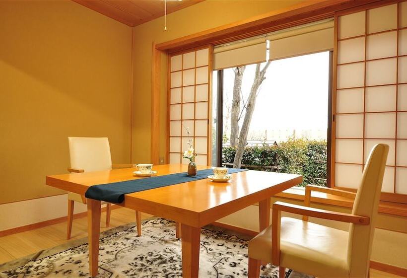 古典房间, Kansuien Kakuraku