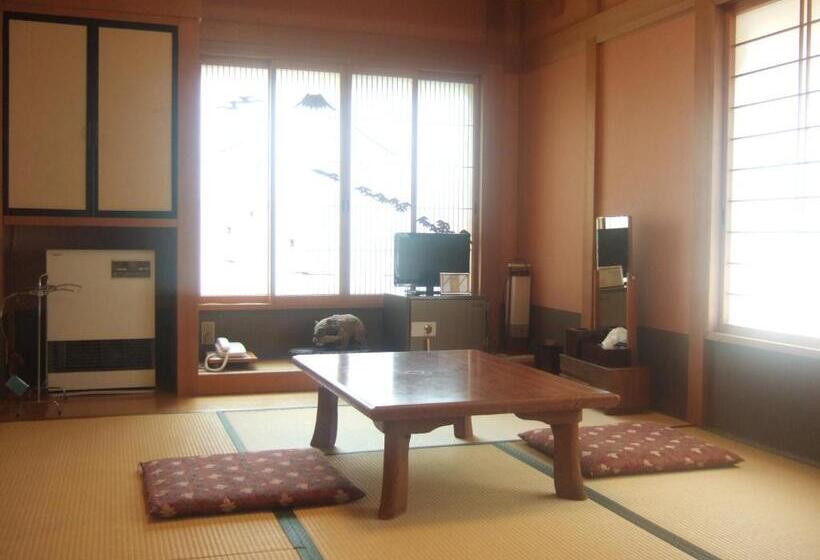 غرفة قياسية حمام مشترك, Shinseikan