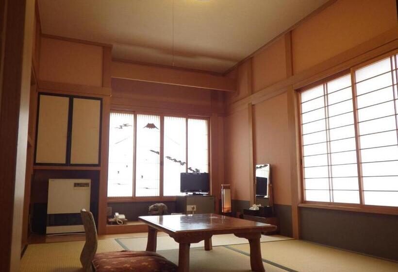 غرفة قياسية حمام مشترك, Shinseikan