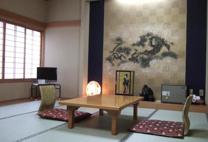 غرفة قياسية حمام مشترك, Shinseikan