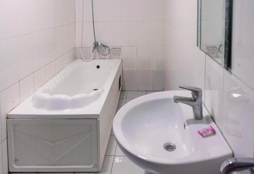 Standard Single Room, Sunrise Hotel Kampala