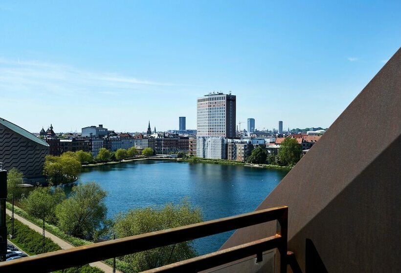 غرفة قياسية مزوَّدة بتراس, Steel House Copenhagen