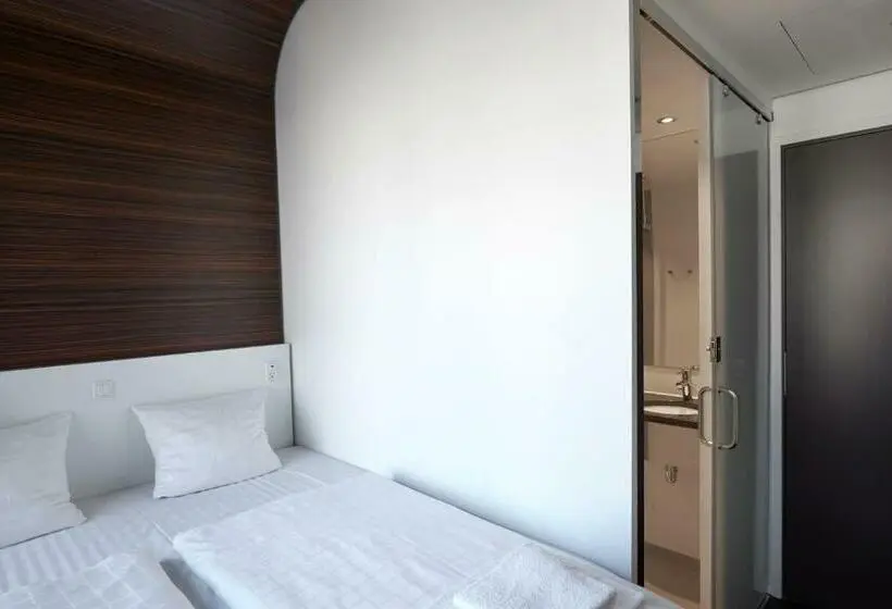 Standard Yhden Hengen Huone, Steel House Copenhagen