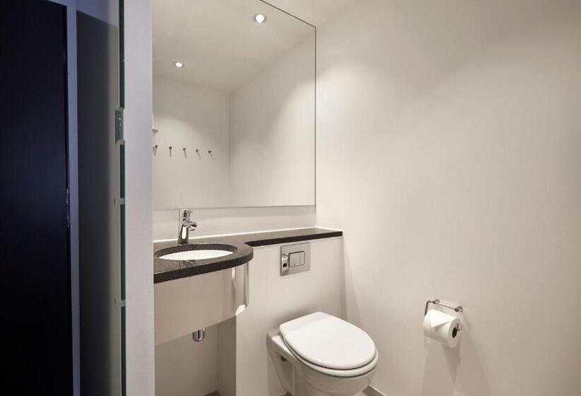 غرفة قياسية, Steel House Copenhagen