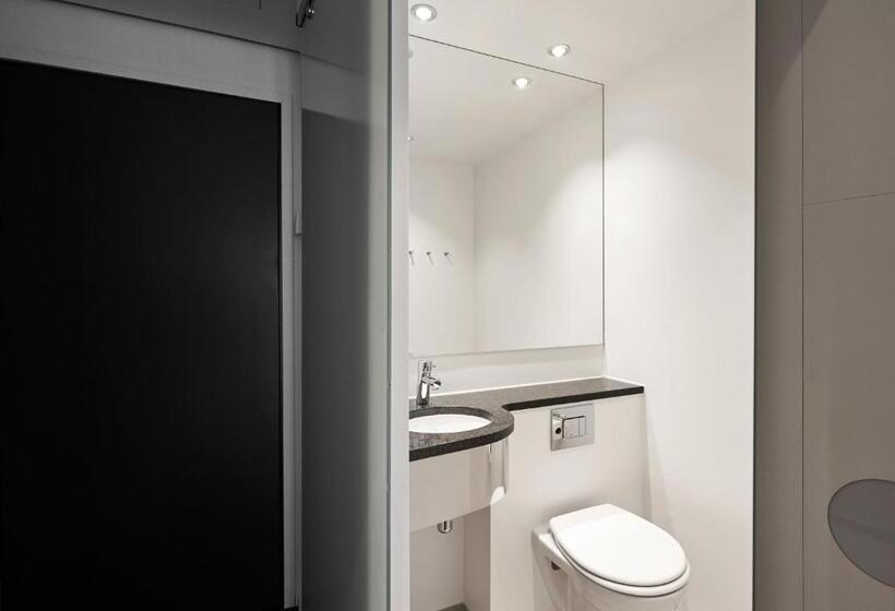 غرفة قياسية مزوَّدة بتراس, Steel House Copenhagen