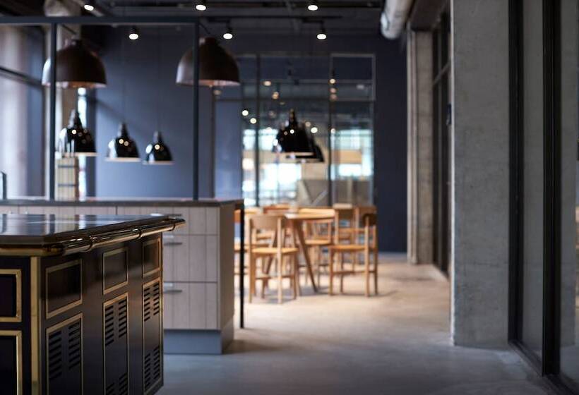 غرفة قياسية مزوَّدة بتراس, Steel House Copenhagen