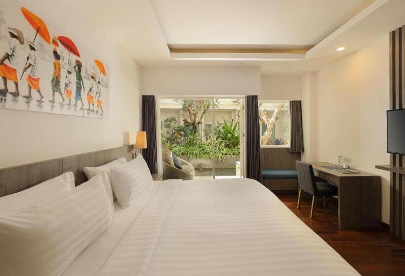 غرفة ديلوكس مطلة على البحيرة, Aston Canggu Beach Resort