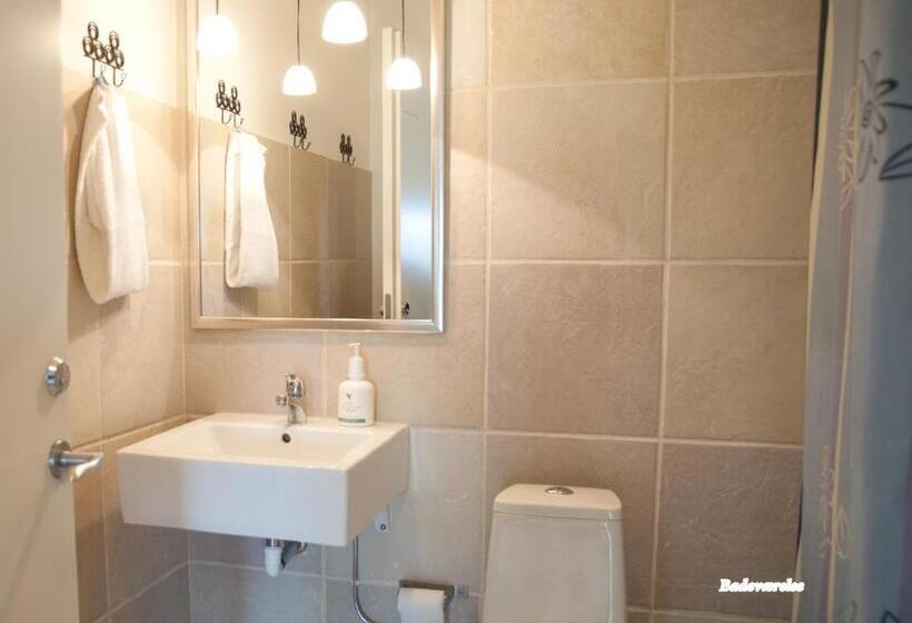 جناح, Tiendegaarden Møns Klint