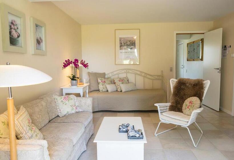 جناح, Tiendegaarden Møns Klint