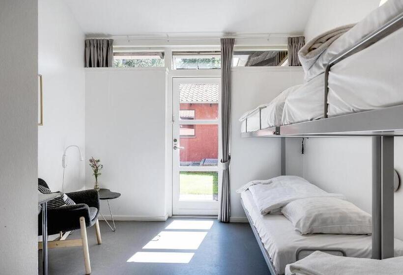 Четырехместный Номер Superior, Danhostel Hillerød