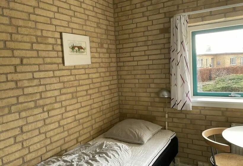 Economy Yhden Hengen Huone, Danhostel Kalundborg