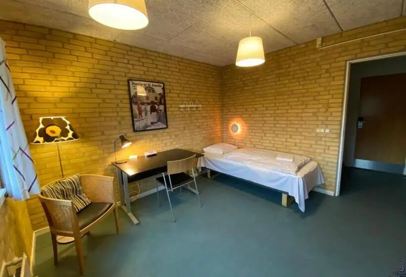 Standard Yhden Hengen Huone, Danhostel Kalundborg