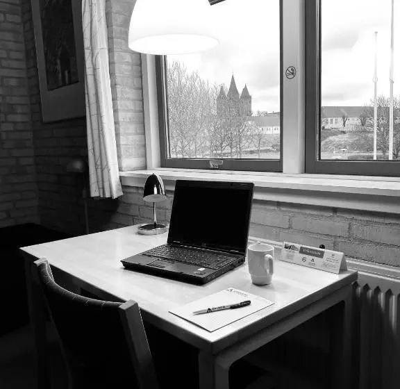 Standard Yhden Hengen Huone, Danhostel Kalundborg