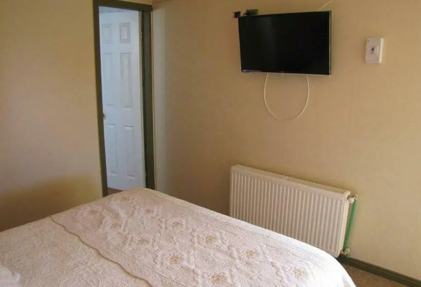 Perhehuone, Hostal Antumulen