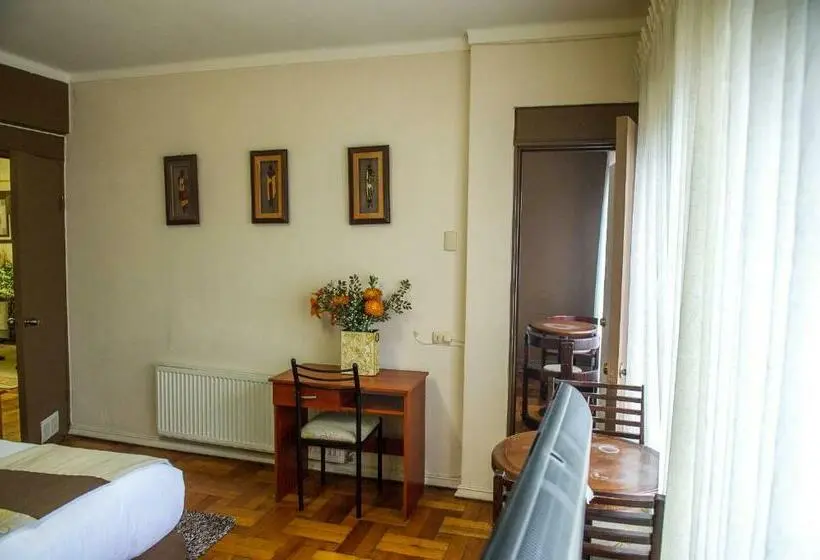 Deluxe Zimmer, Dikran