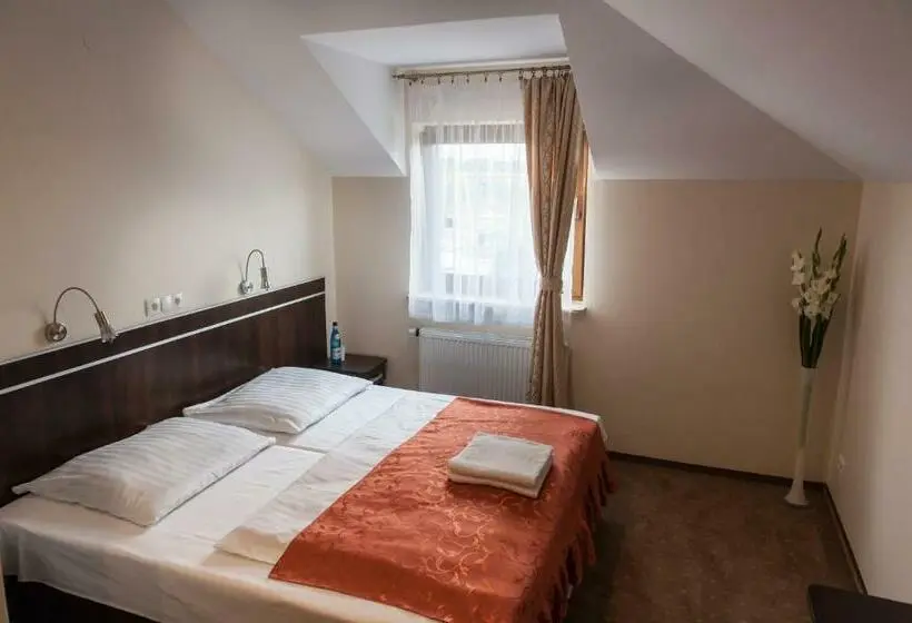 Comfort-huone, E7