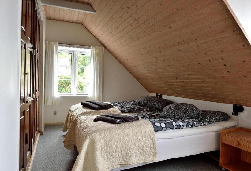 带2个卧室的公寓, Gudhjem