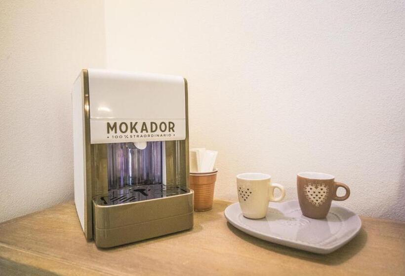 غرفة قياسية مطلّة علي الحديقة, Le Stanze Di Leonardo